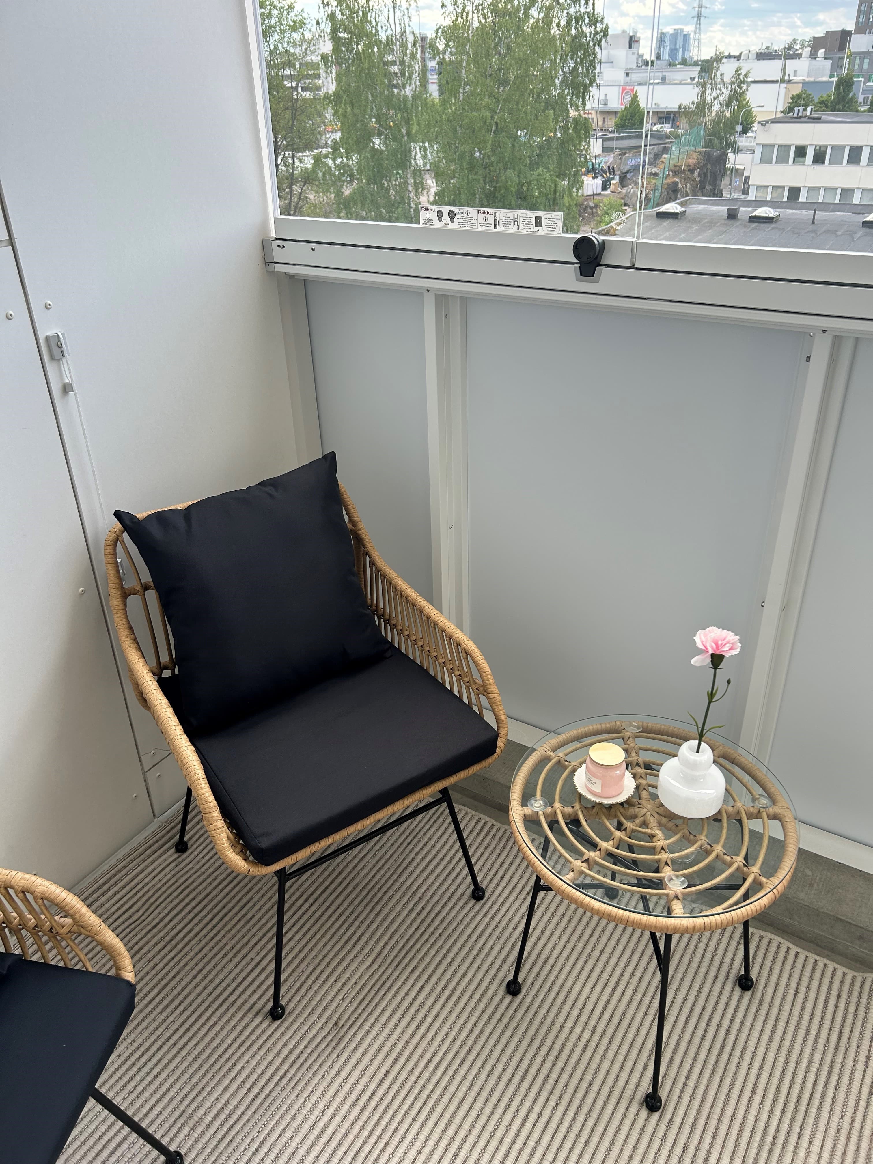 ...ja lisää yksityiskohtia.